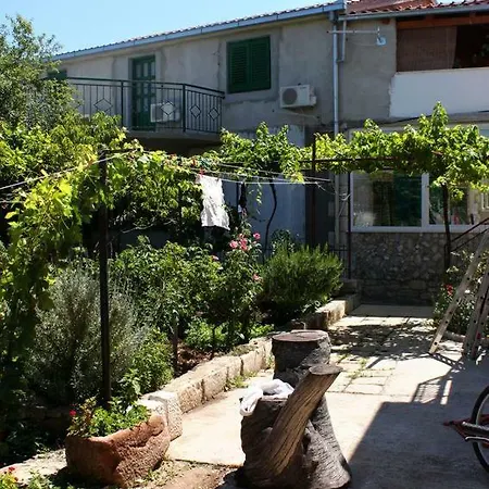 6732e Apartamento Sućuraj